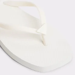 Thong Sandals|Flat Sandals^ALDO Beachready White
